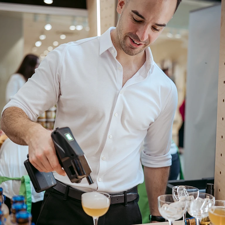 To je brezalkoholni koktajl, ki izboljša vašo koncentracijo