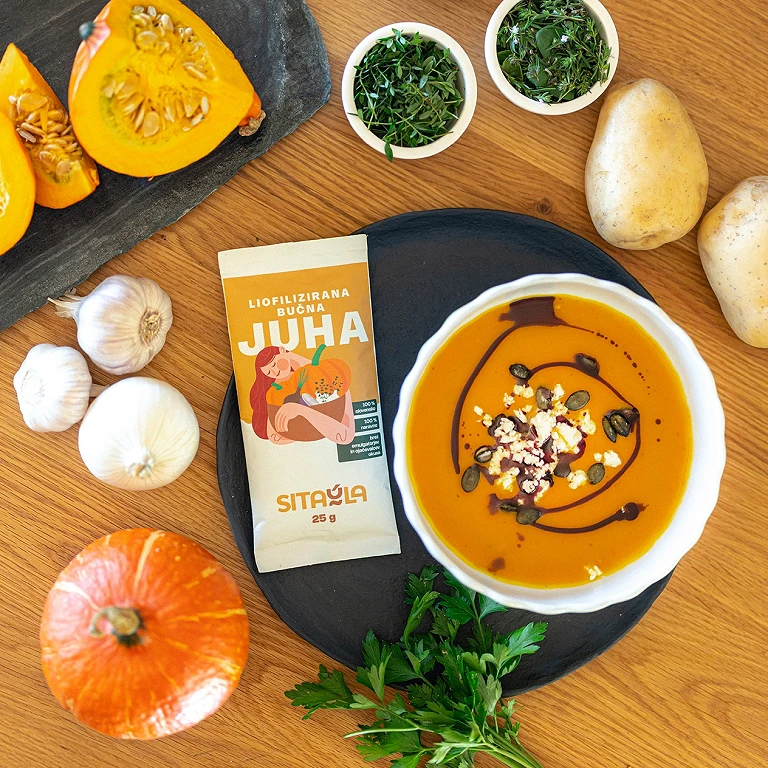 Z odkupom zelenjave pomagajo kmetom