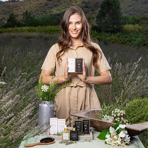 Ko frustracija postane inovacija: Kako je Nike Brajkovič Mihelič ustvarila znamko Néa Maliá