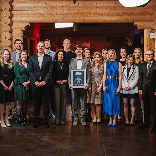 Podjetniški par, ki je prepričal Slovenijo in osvojil naziv Hit produkt 2021!