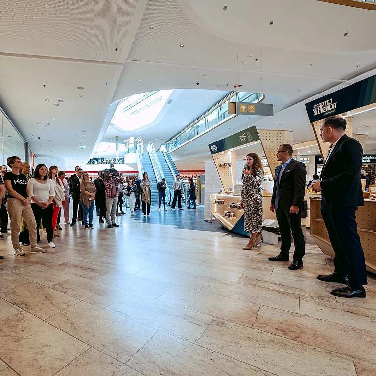 Posebna tržnica z izdelki Štartaj Slovenija