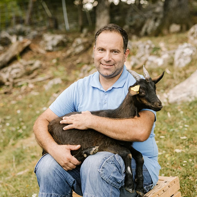 Slovenec podedoval kmetijo in iz nje ustvaril to