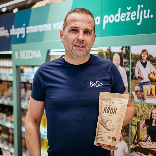 Kako najpreprosteje do slastnega in zdravega doma pečenega kruha?