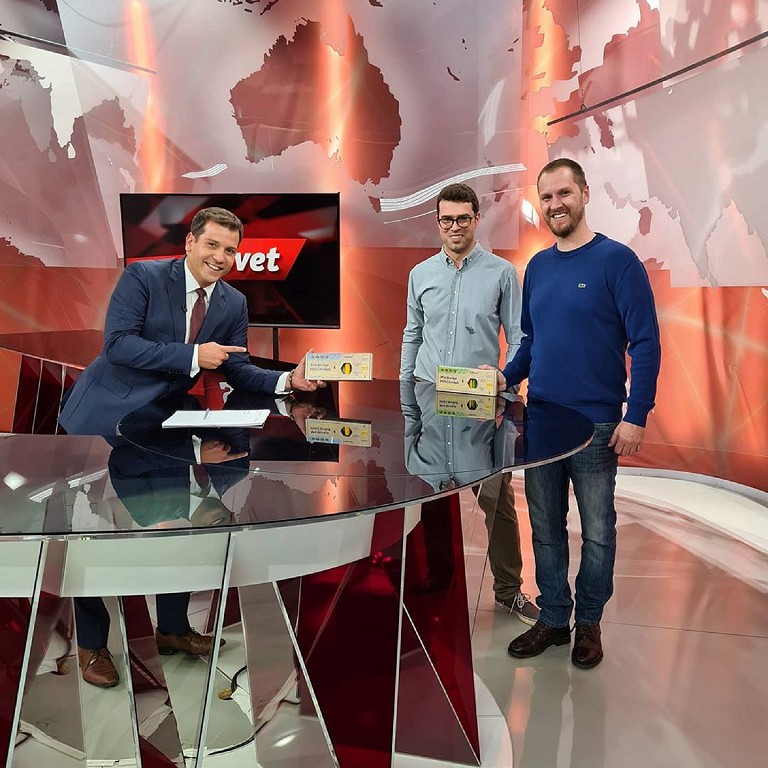 Medenke voščenke: podjetniški hit za male in velike umetnike