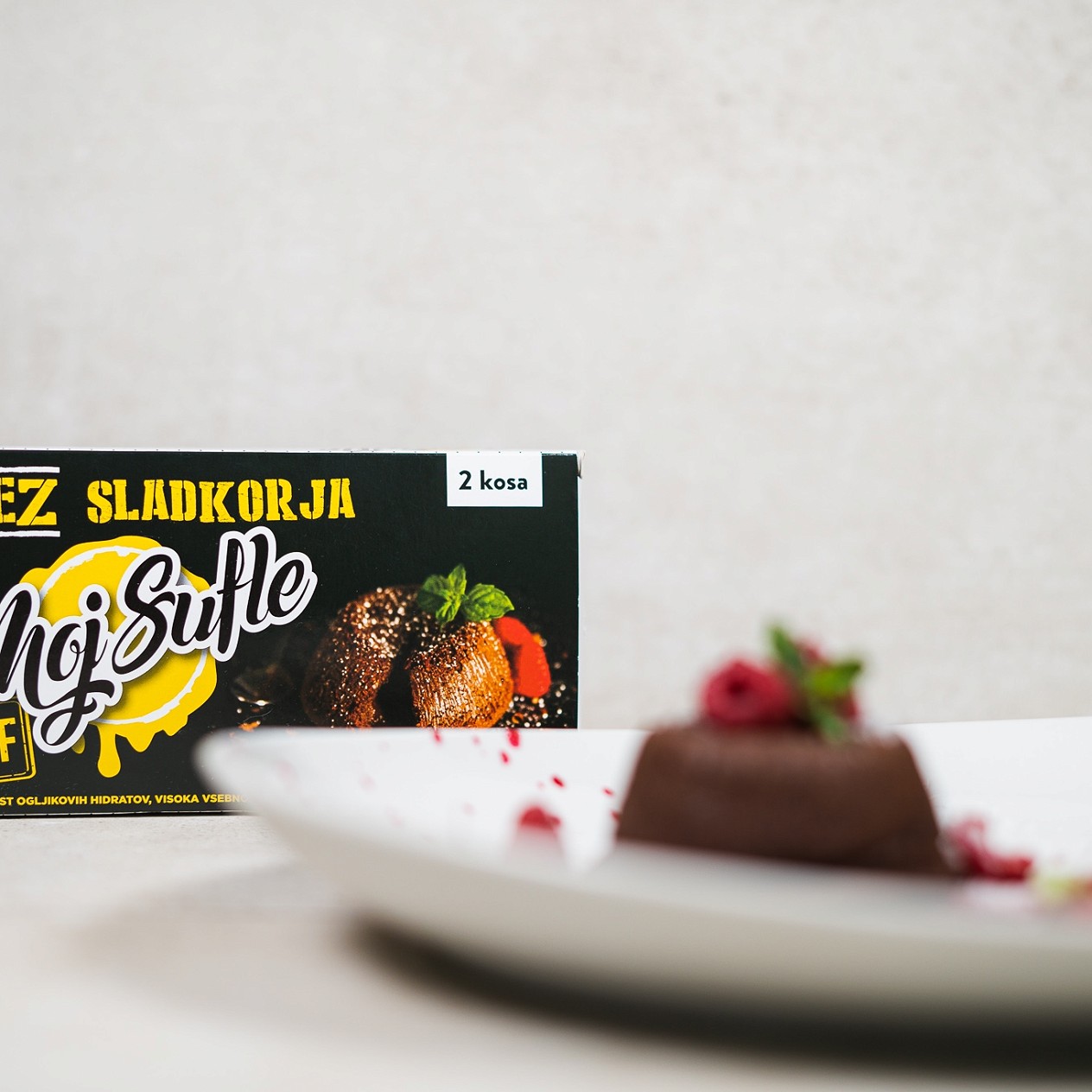 Moj LCHF Sufle za čokoladno razvajanje brez sladkorja Moj LCHF Sufle za čokoladno razvajanje brez sladkorja